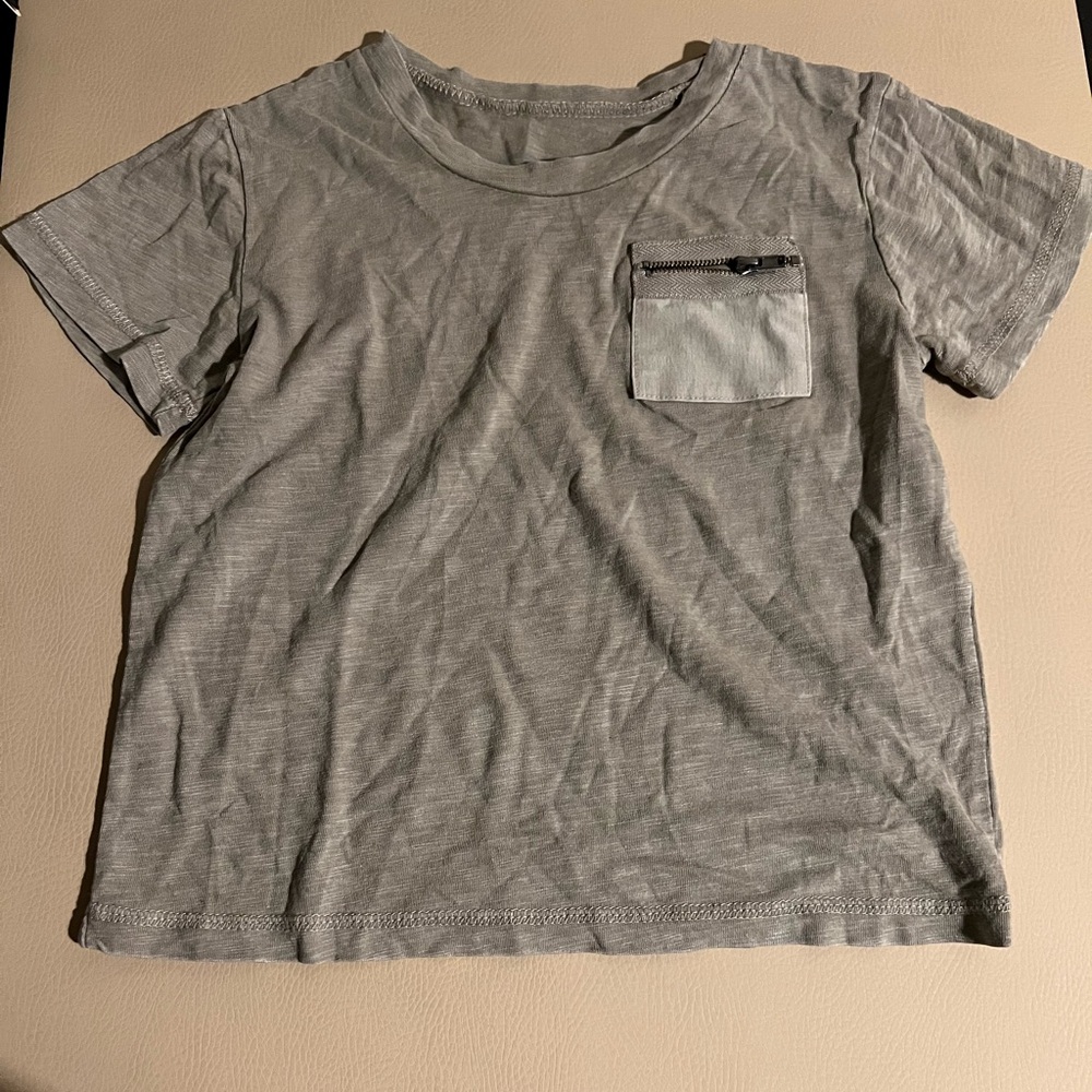 Chaser Grayish Green Pocket zipper T-shirt size 6 NWT